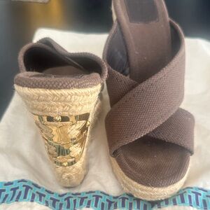 Tory Burch Brown Espadrille Wedges with Gold Detail in GREAT SHAPE SIe 91/2